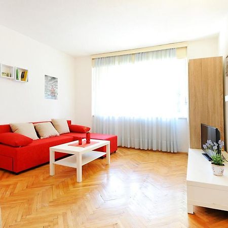 Split Central Lovely Flat Room photo