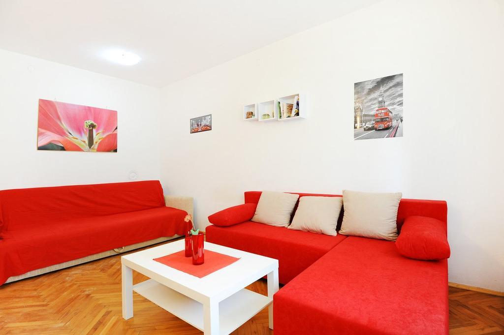 Split Central Lovely Flat Room photo